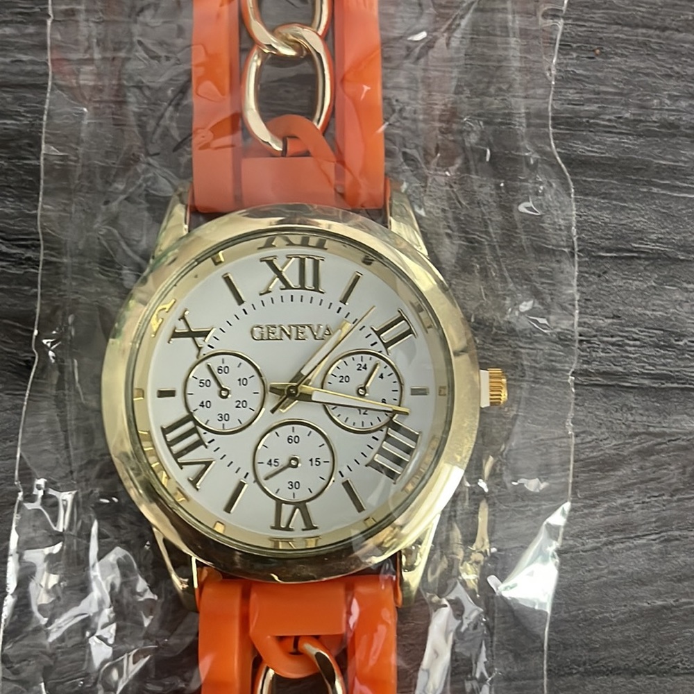 Geneva Orange Watch - Picture 3 of 3